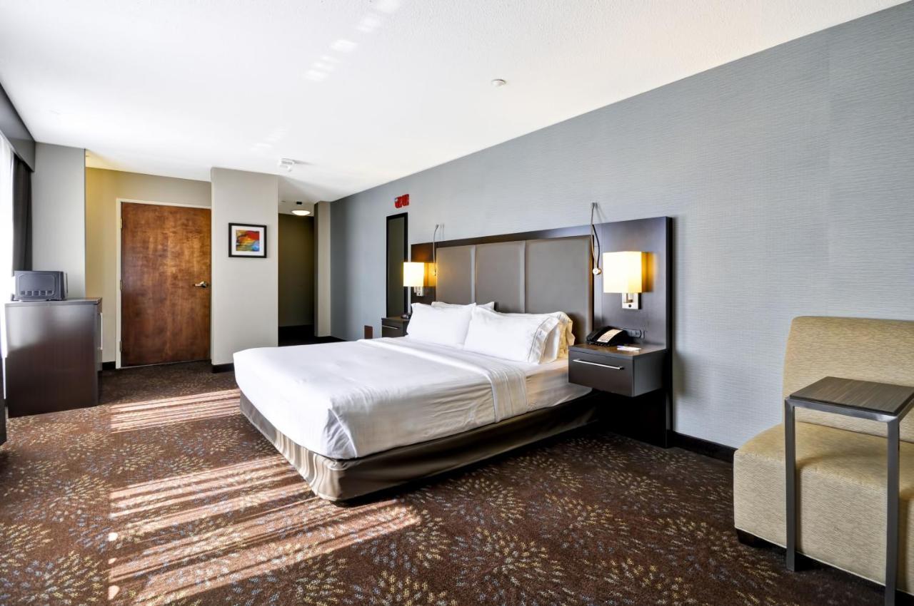 Holiday Inn Express Romulus / Detroit Airport By Ihg Exterior foto