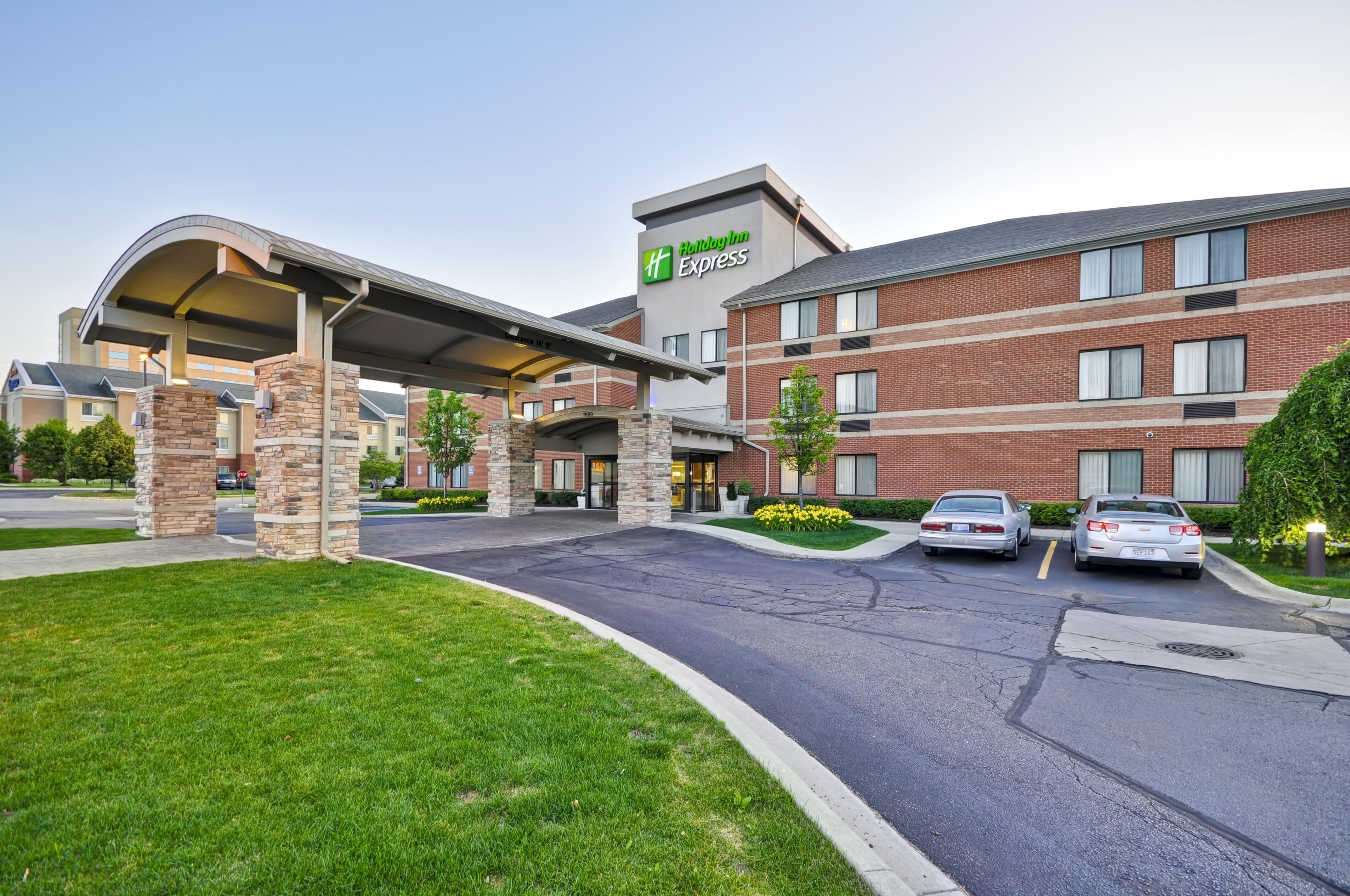 Holiday Inn Express Romulus / Detroit Airport By Ihg Exterior foto